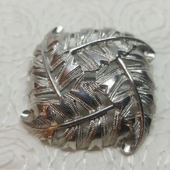 Lisner Leaves Brooch Pin Four Leafs Square Silver Vintage - Picture 2 of 9